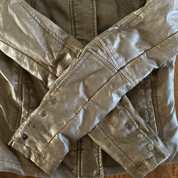 Jack- XS Leather Jacket. Brown. - Picture 2 of 3